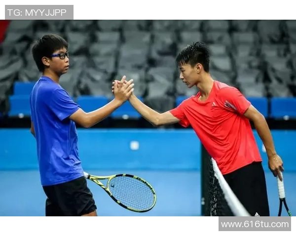 广州网球队世锦赛精彩配合展现团队精神与竞技实力 广州网球队世锦赛精彩配合展现团队精神与竞技实力