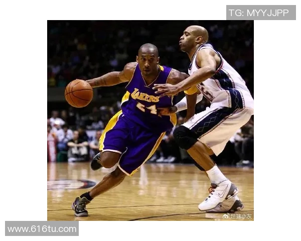 足球明星与科比的传奇交汇：跨界运动员的荣耀与梦想